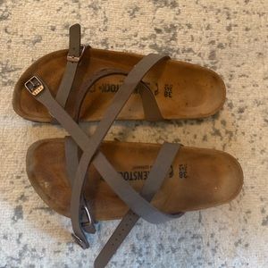 Birkenstock Daloa Ankle Wrap Sandal Size 38 EUC